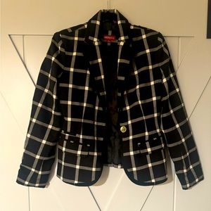 Black and ivory blazer, very good condition, worn twice.